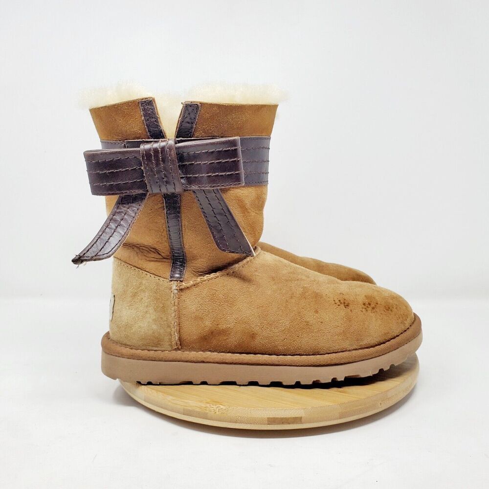 UGG Josette Boots Womens 5 Chestnut Brown Suede Shearling Bow Trim‎
